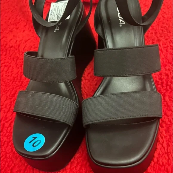 ❤️Soda wedges shoes size 10 woman’s sandals New, color black - Picture 4 of 11